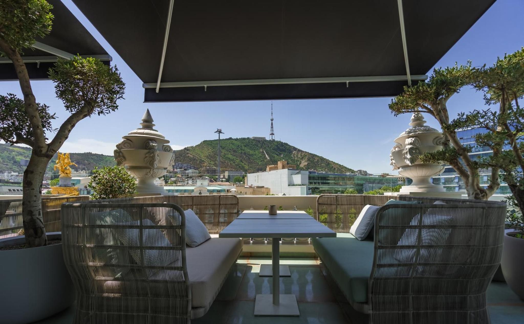 Monograph Freedom Square Monograph Freedom Square