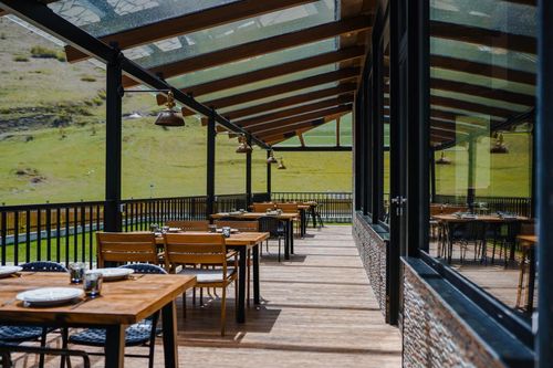 Suatis resort Kazbegi
