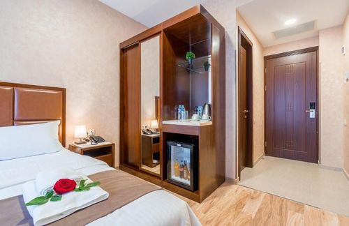 Aura Hotel Tbilisi
