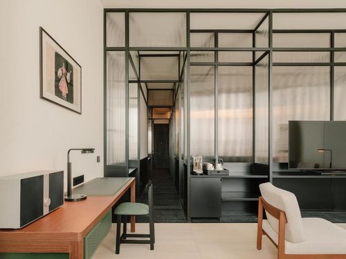 Telegraph Hotel