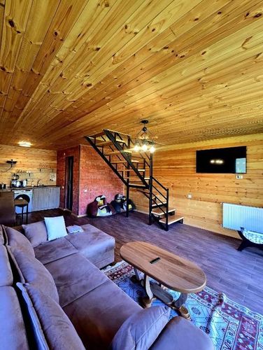 Grand Mountain Cottage