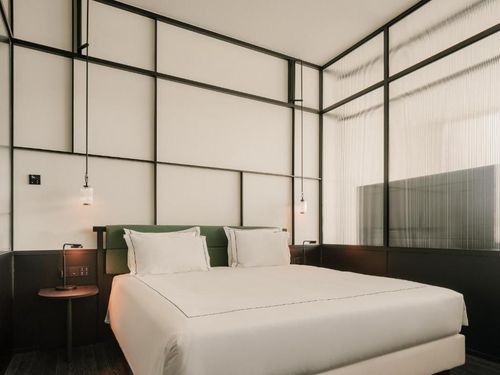 Telegraph Hotel