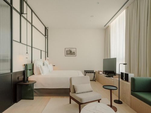 Telegraph Hotel