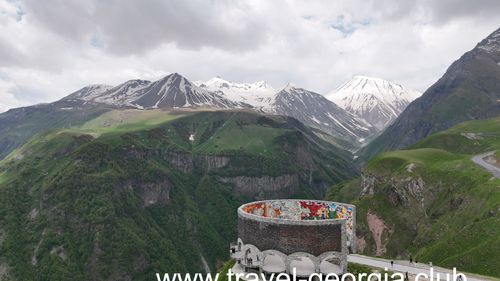 Gudauri Friendship Monument