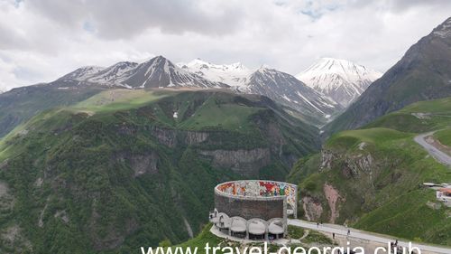 Gudauri Friendship Monument