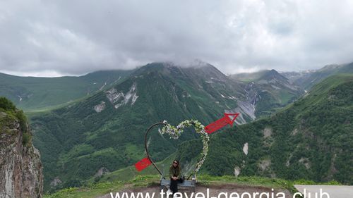 Gudauri Friendship Monument