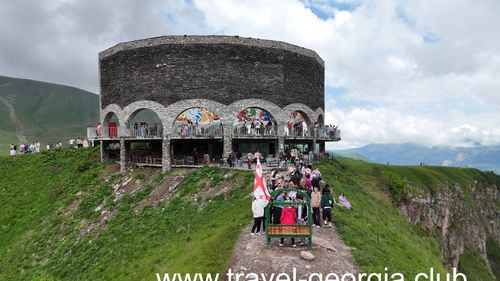 Gudauri Friendship Monument