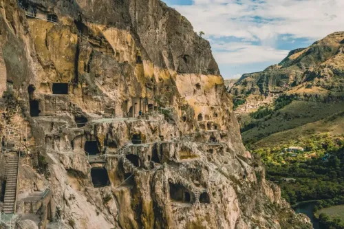 Vardzia